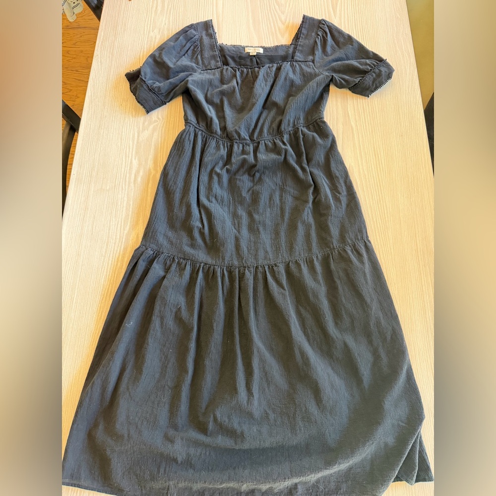 Black maxi Dress with puff sleeves